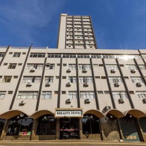 fachada-completa-hotel-mirante